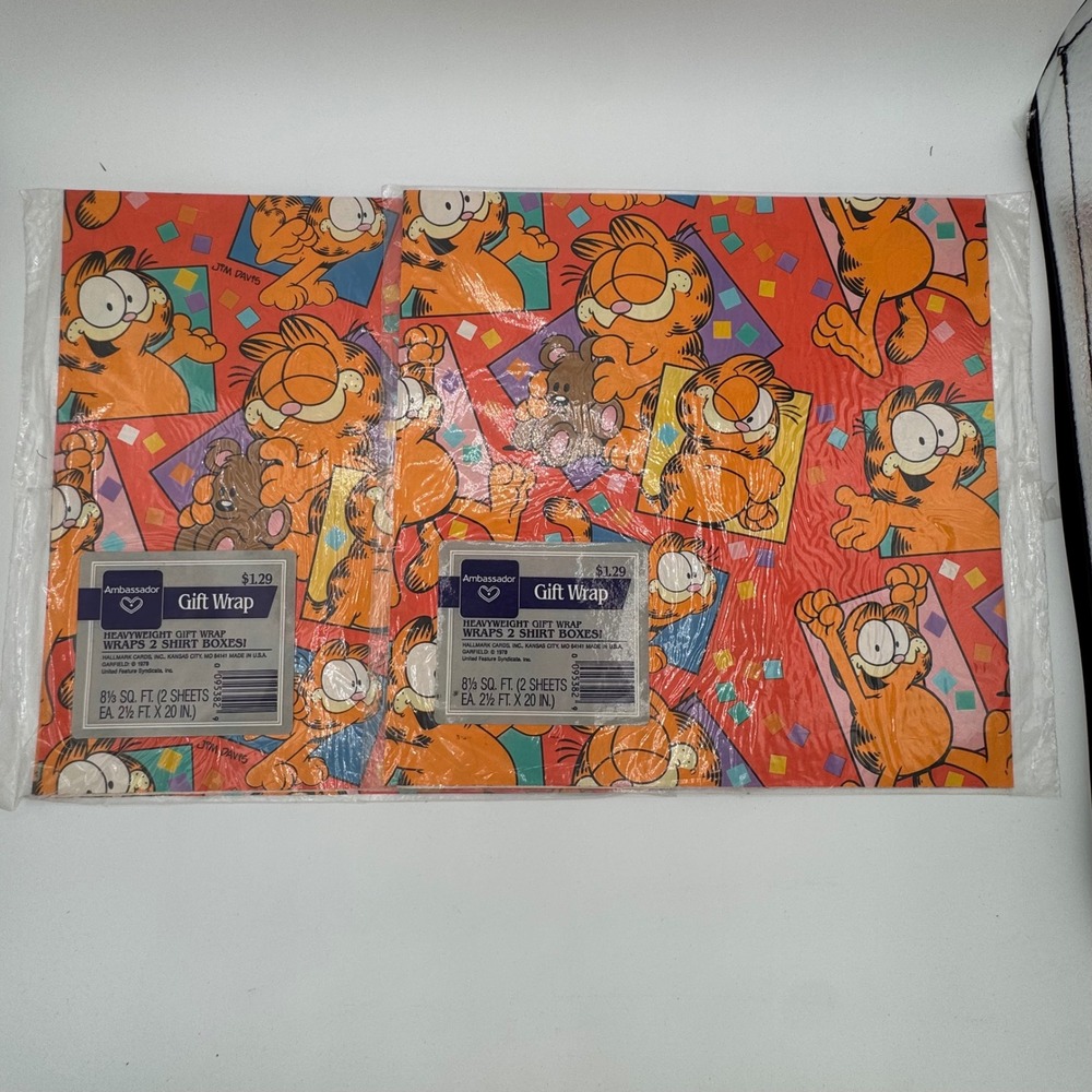 Vintage 1978 Garfield Ambassador Gift Wrap 2 Packs 4 Sheets Total Red Jim Davis